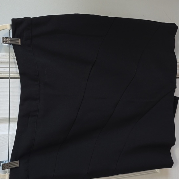 NWOT black skirt - Picture 1 of 3